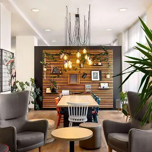 Hotel Vienna House Easy By Wyndham Bucharest Airport, Otopeni