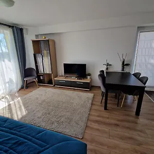  Apartment Airplane 1